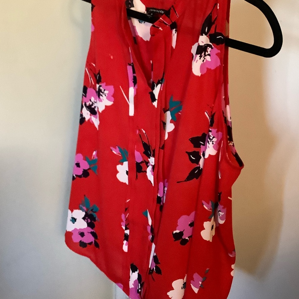 Sleeveless Red Floral V-Neck Women's Top Hawthron